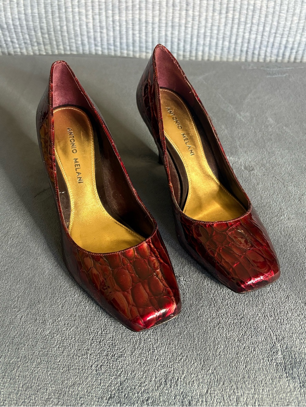 ANTONIO MELANI Burgundy Croc-Embossed Square-Toe Pumps